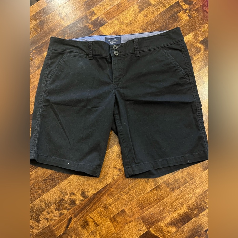 American Eagle Outfitters Black Women's Bermuda Shorts